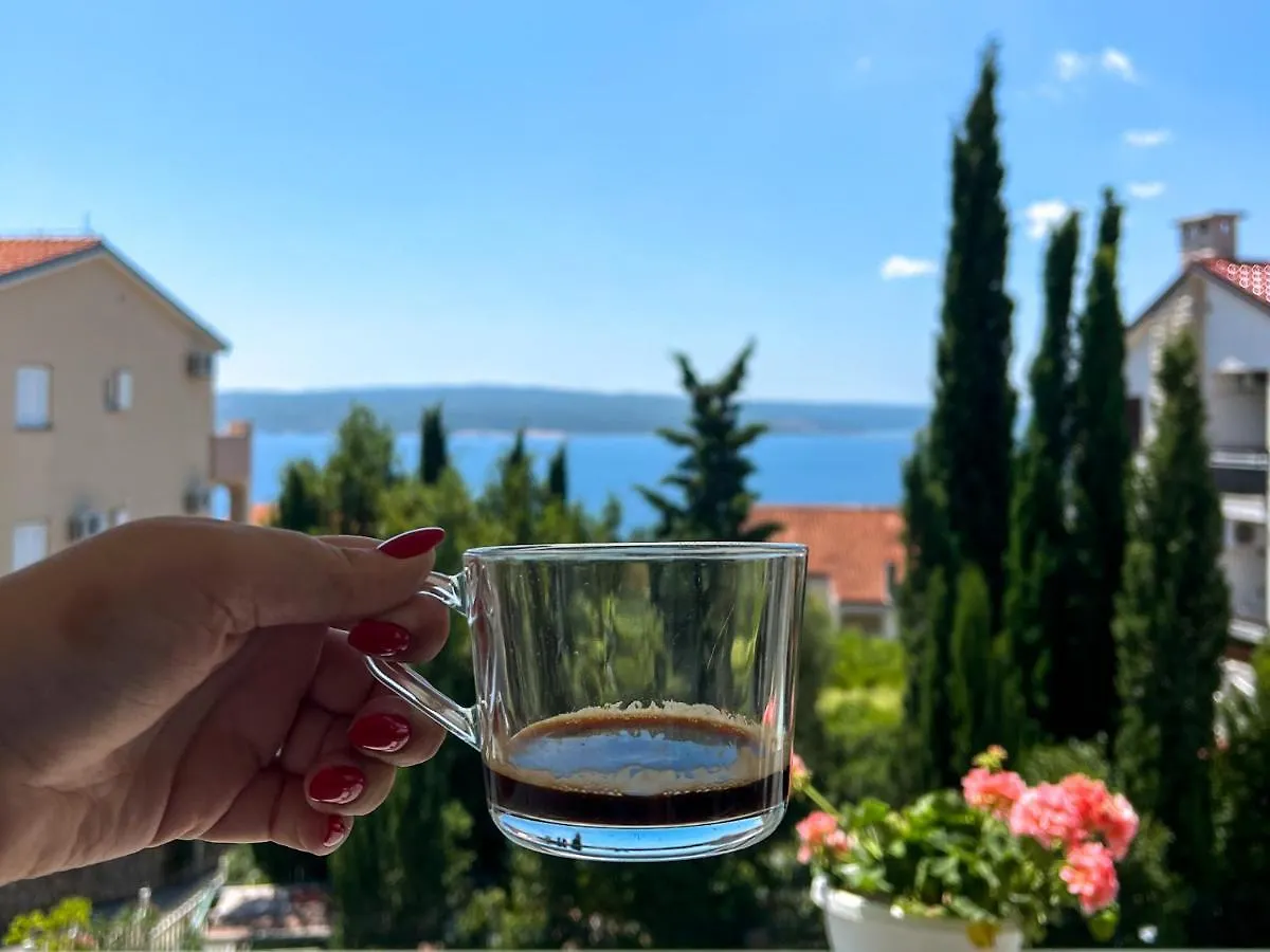 Princess Apartment With Sea View And Private Parking For 2 Cars Dramalj